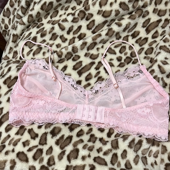 Honeydew Camellia Lace Bralette in Pink - Picture 3 of 6